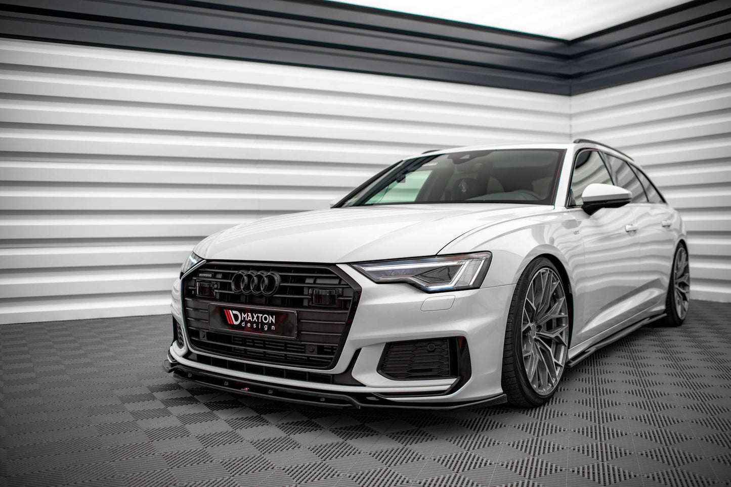 Front Ansatz V.3 für Audi A6 S-Line / S6 C8 / C8 Facelift schwarz Hochglanz