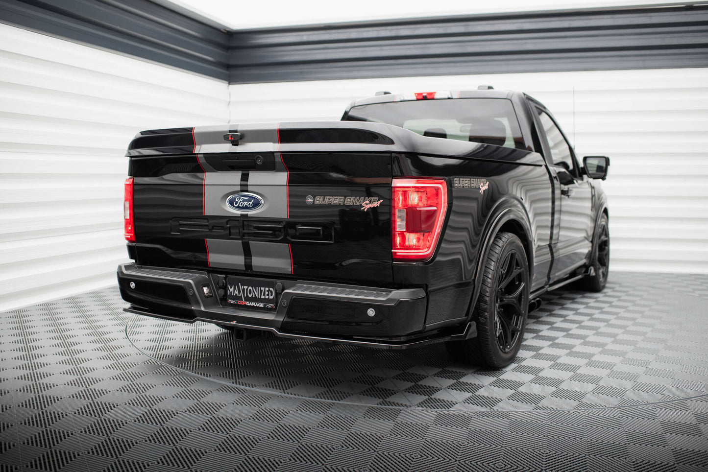 Heckansatz Shelby F150 Super Snake schwarz Hochglanz