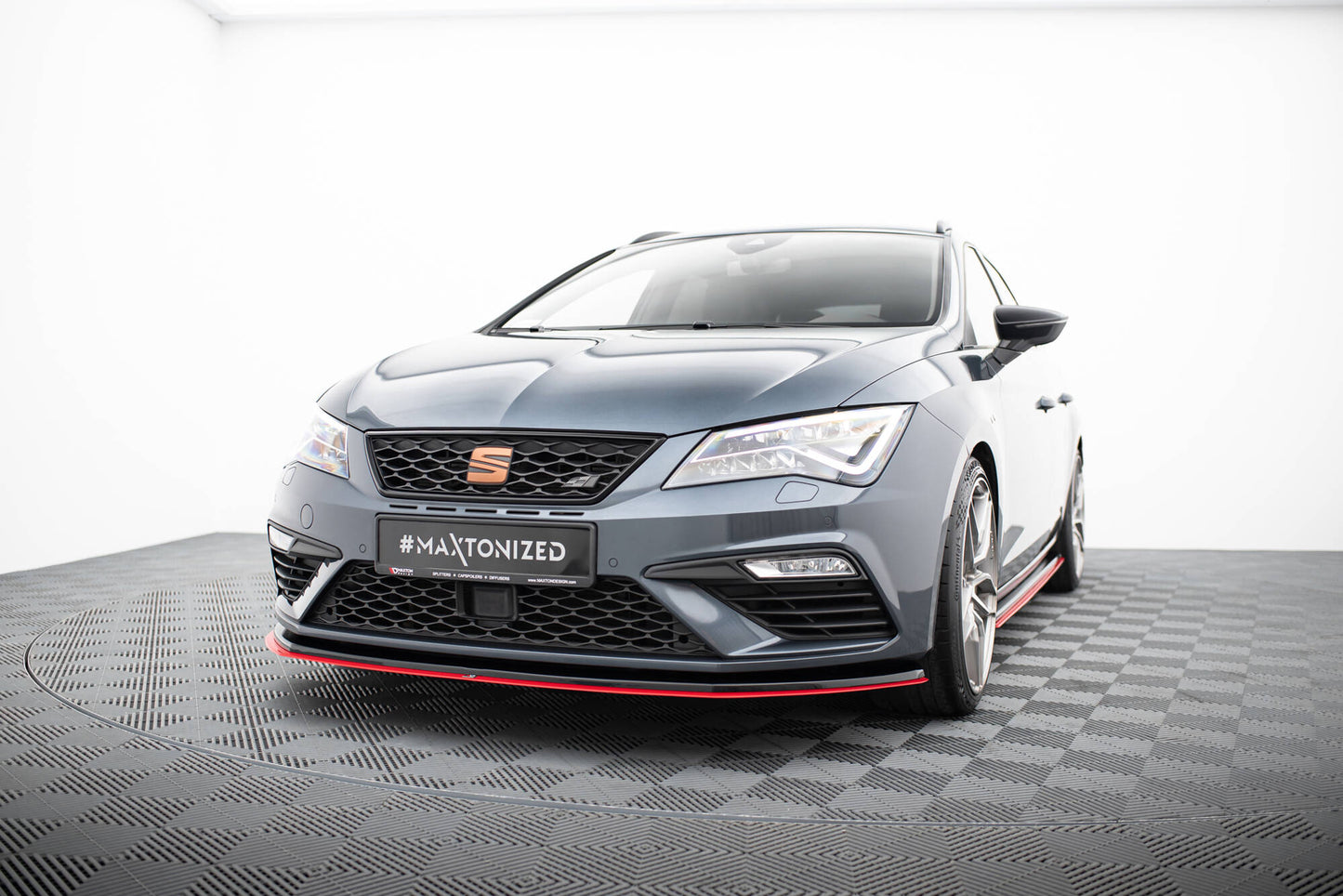 Front Ansatz V.3 für Seat Leon Cupra / FR Mk3 FL
