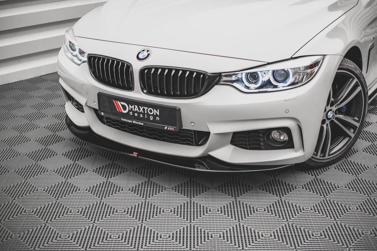 Front Ansatz V.2 für BMW 4er Coupe / Gran Coupe / Cabrio M-Paket F32 / F36 / F33 schwarz Hochglanz