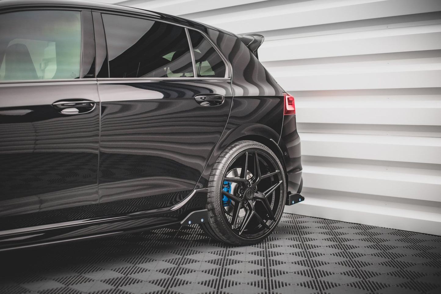 Seitenschweller Ansatz für V.2 für + Flaps Volkswagen Golf R Mk8