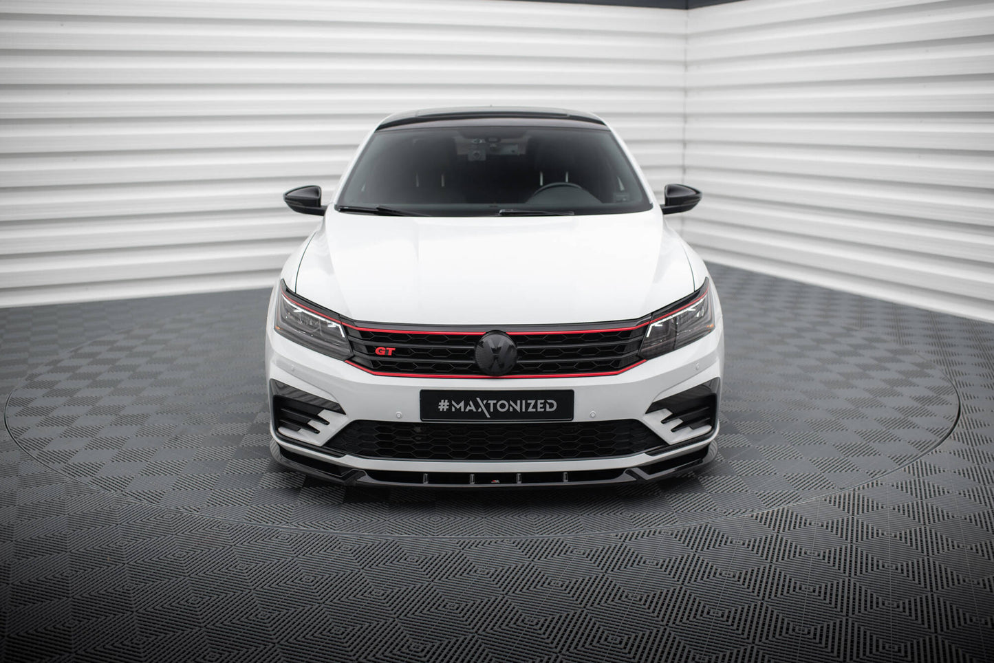 Front Ansatz V.1 für VW Passat GT B8 Facelift USA schwarz Hochglanz