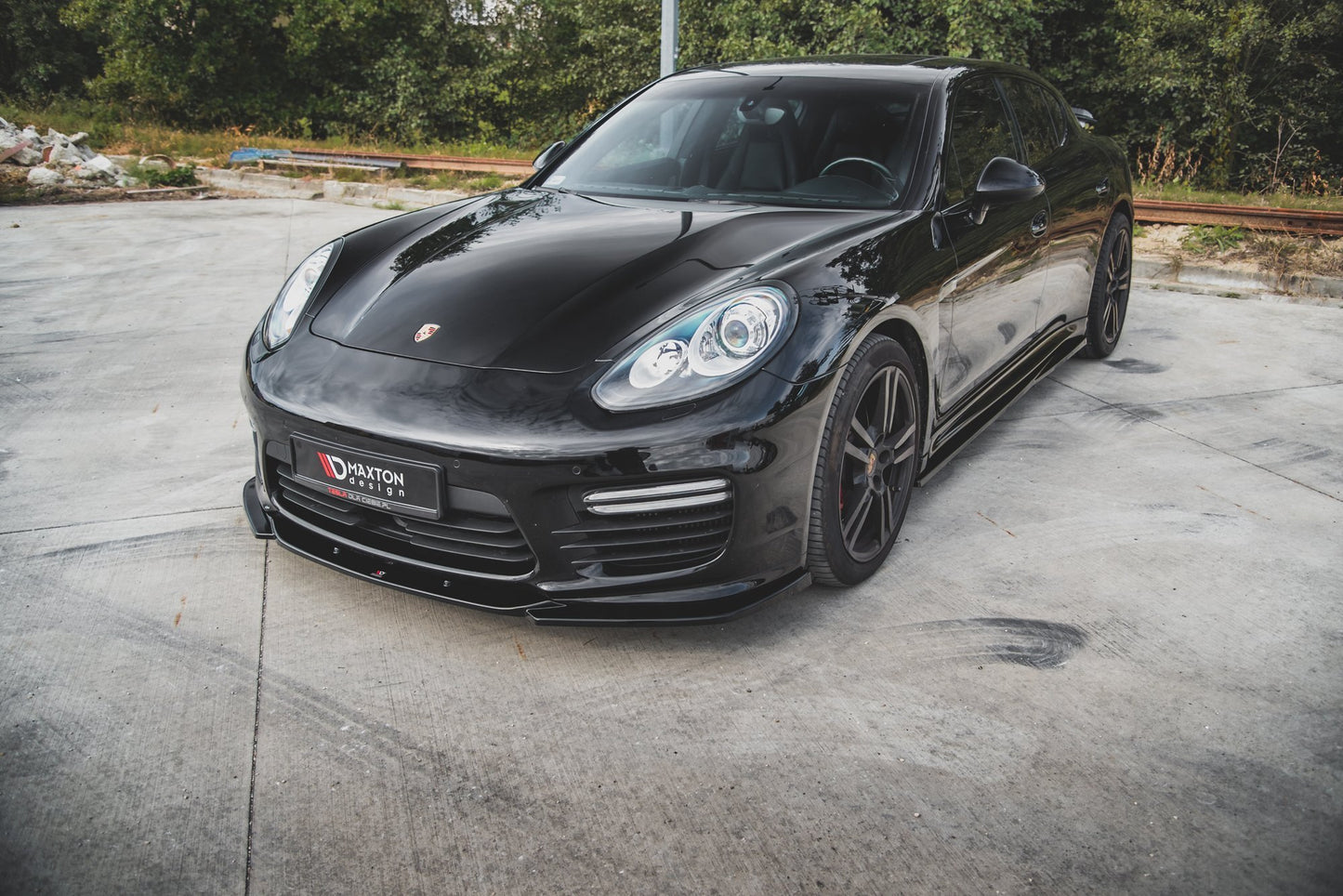 Front Ansatz V.2 für Porsche Panamera Turbo 970 Facelift schwarz Hochglanz