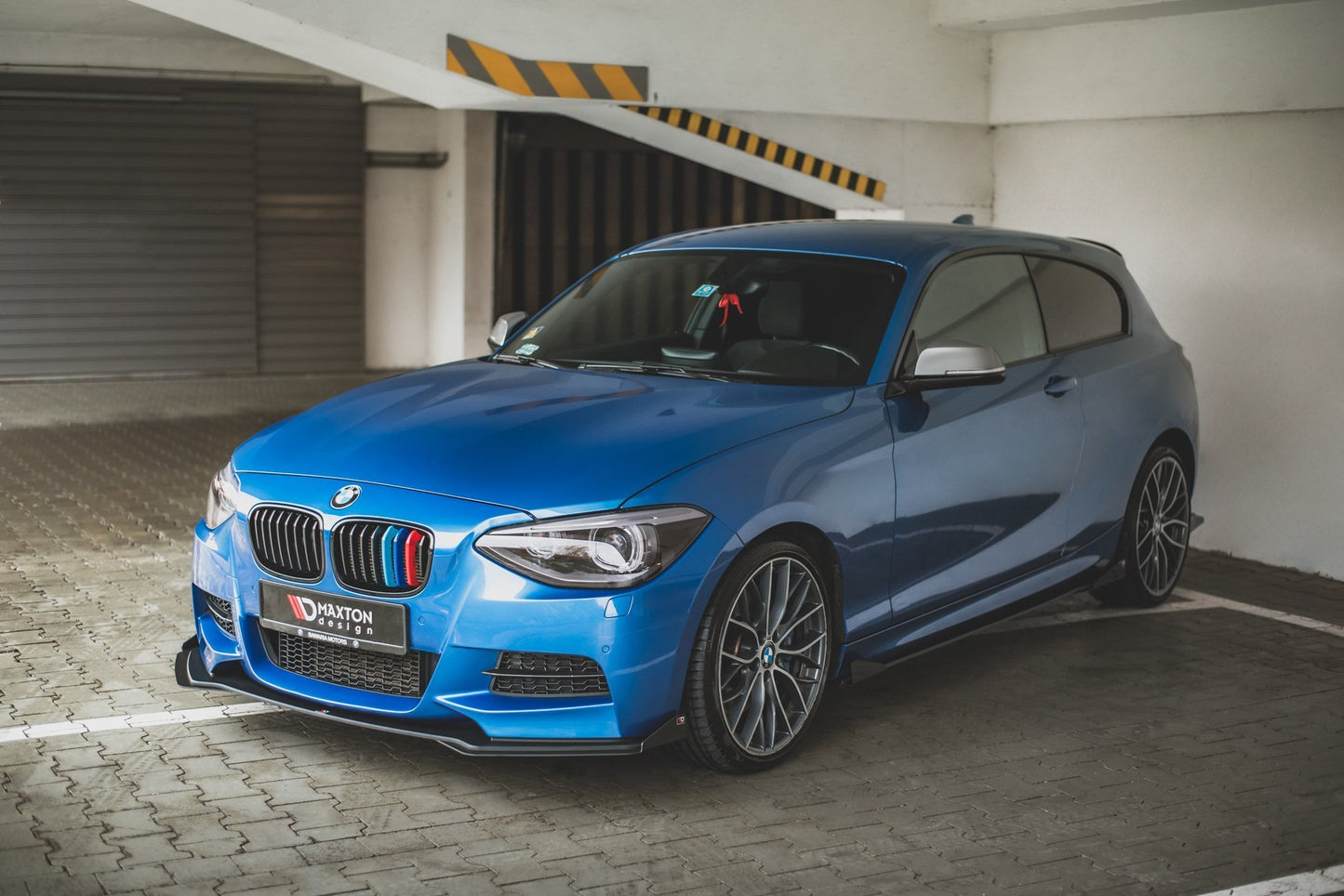 Street Pro Front Ansatz für +Flaps für BMW M135i F20 schwarz Hochglanz