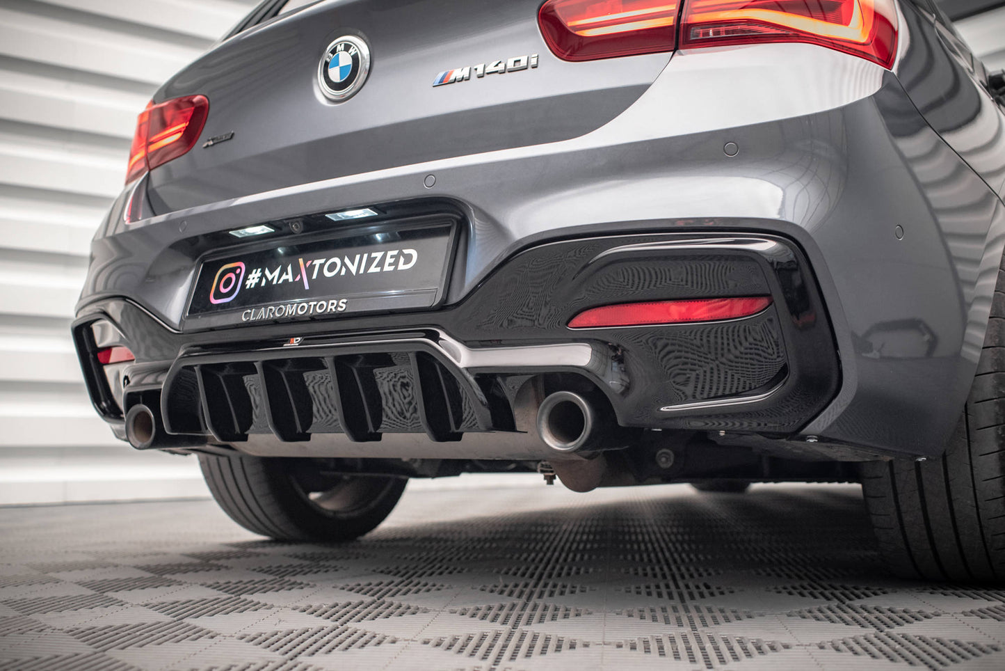 Diffusor Heck Ansatz für Bmw 1 F20/ F21 Facelift M-Power schwarz Hochglanz