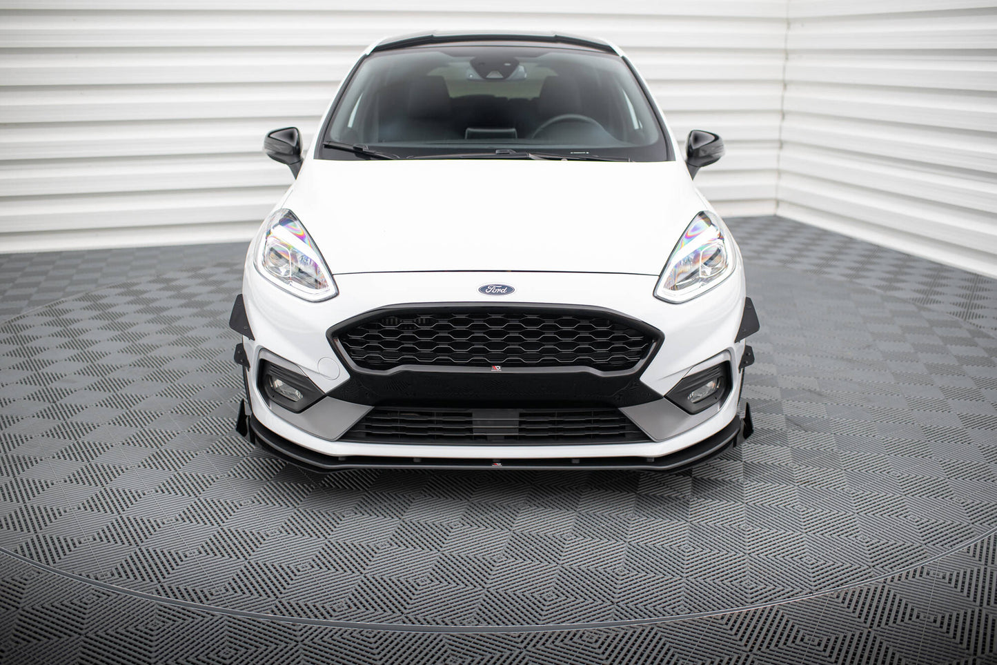 Street Pro Front Ansatz für für + Front Stoßstangen Racing Flaps passend für Ford Fiesta Mk8 ST / ST-Line schwarz Hochglanz