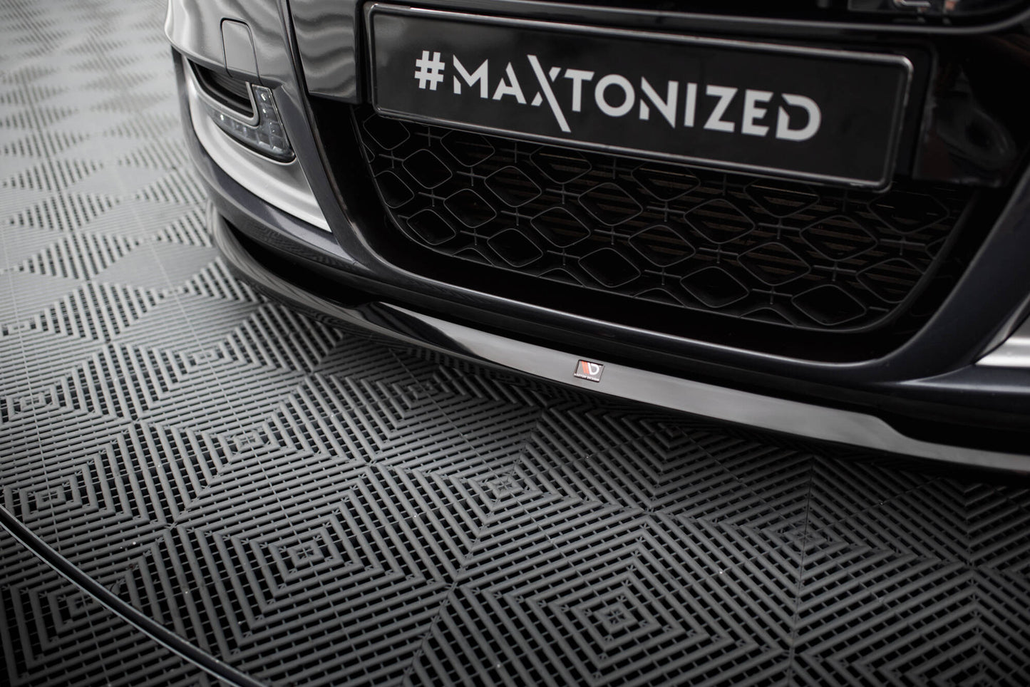 Front Ansatz V.2 für Renault Megane GT Mk3 Facelift schwarz Hochglanz