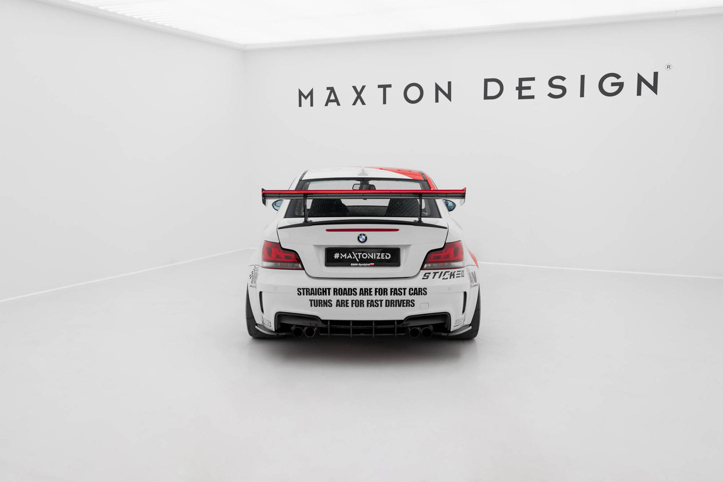 Carbon Spoiler With Internal Brackets Uprights V.1 + LED BMW 1er M E82