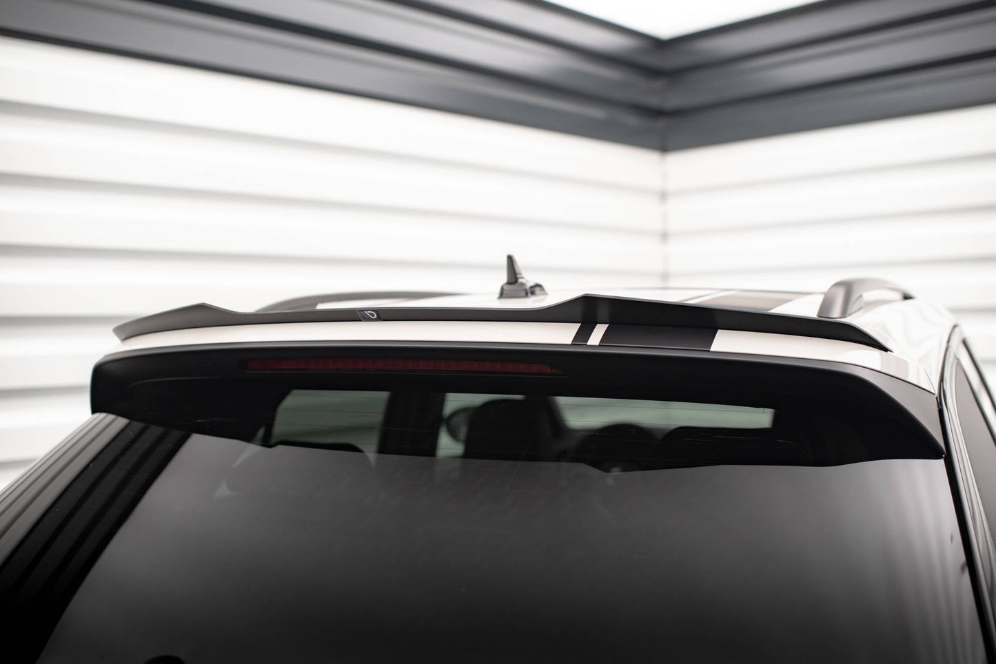 Spoiler CAP für VW T-Roc R / R-Line Mk1 schwarz Hochglanz