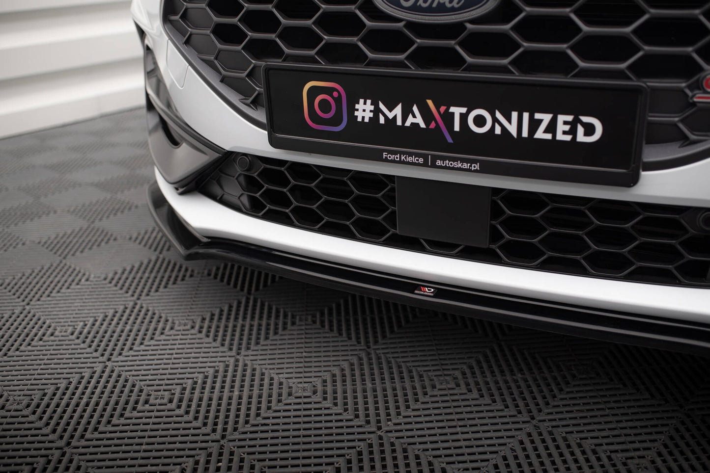 Front Ansatz V.1 für Ford Focus ST / ST-Line Mk4 Facelift schwarz Hochglanz