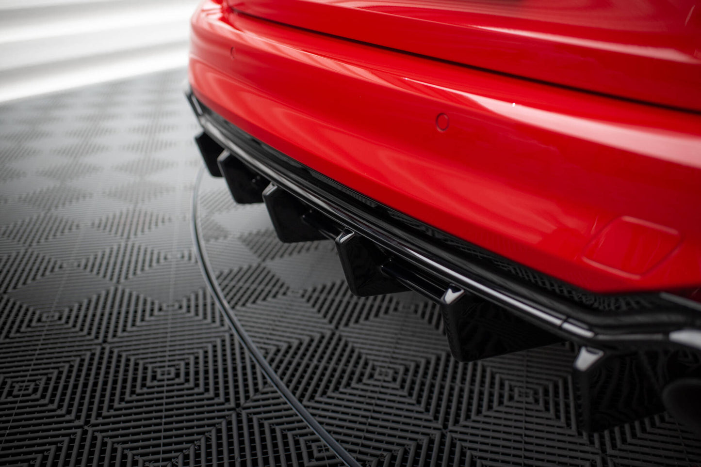 Diffusor Heck Ansatz für Audi RS4 B9 / B9 Facelift schwarz Hochglanz