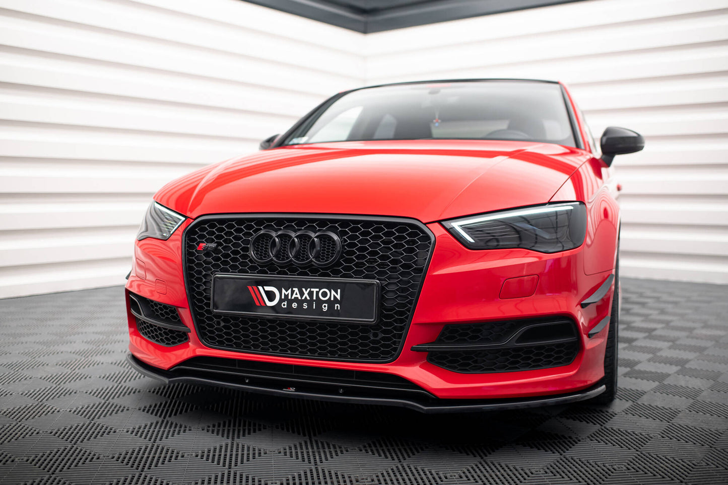 Stoßstangen Flaps Wings vorne Canards für Audi S3 / A3 S-Line 8V Limousine / Cabrio