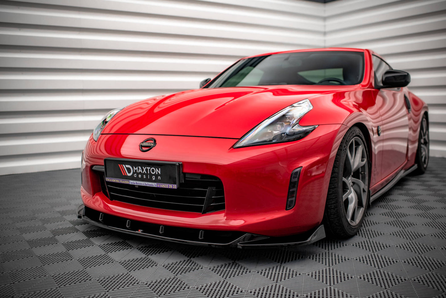 Front Ansatz V.2 für Nissan 370Z Facelift schwarz Hochglanz