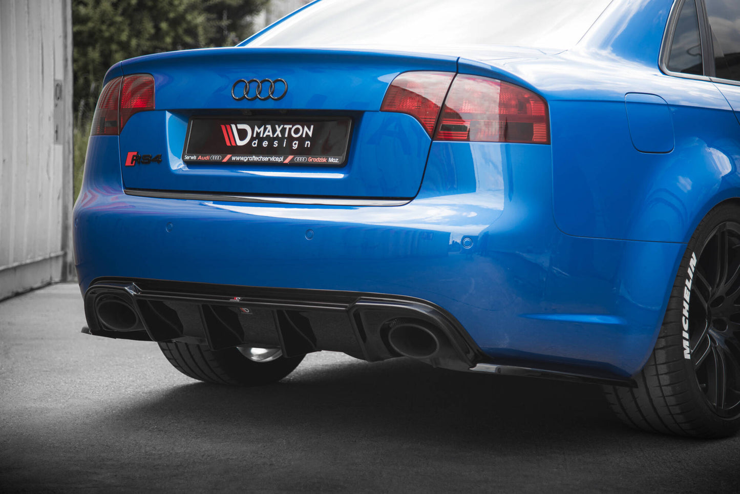 Diffusor Heck Ansatz für Audi RS4 B7 schwarz Hochglanz
