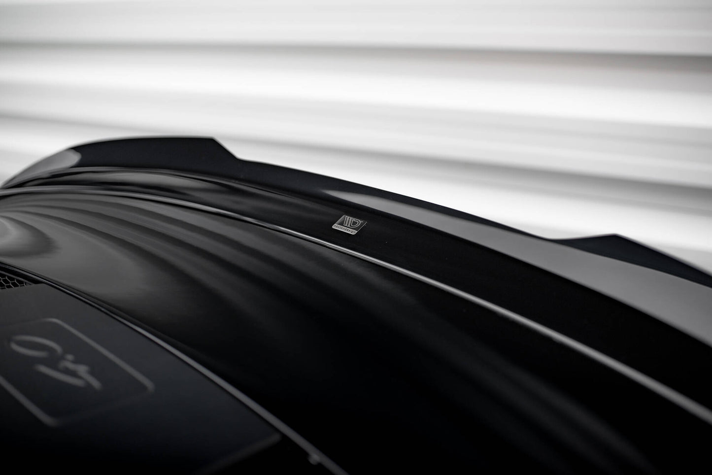 Niedriger Spoiler CAP für Porsche 911 992 GT3 schwarz Hochglanz