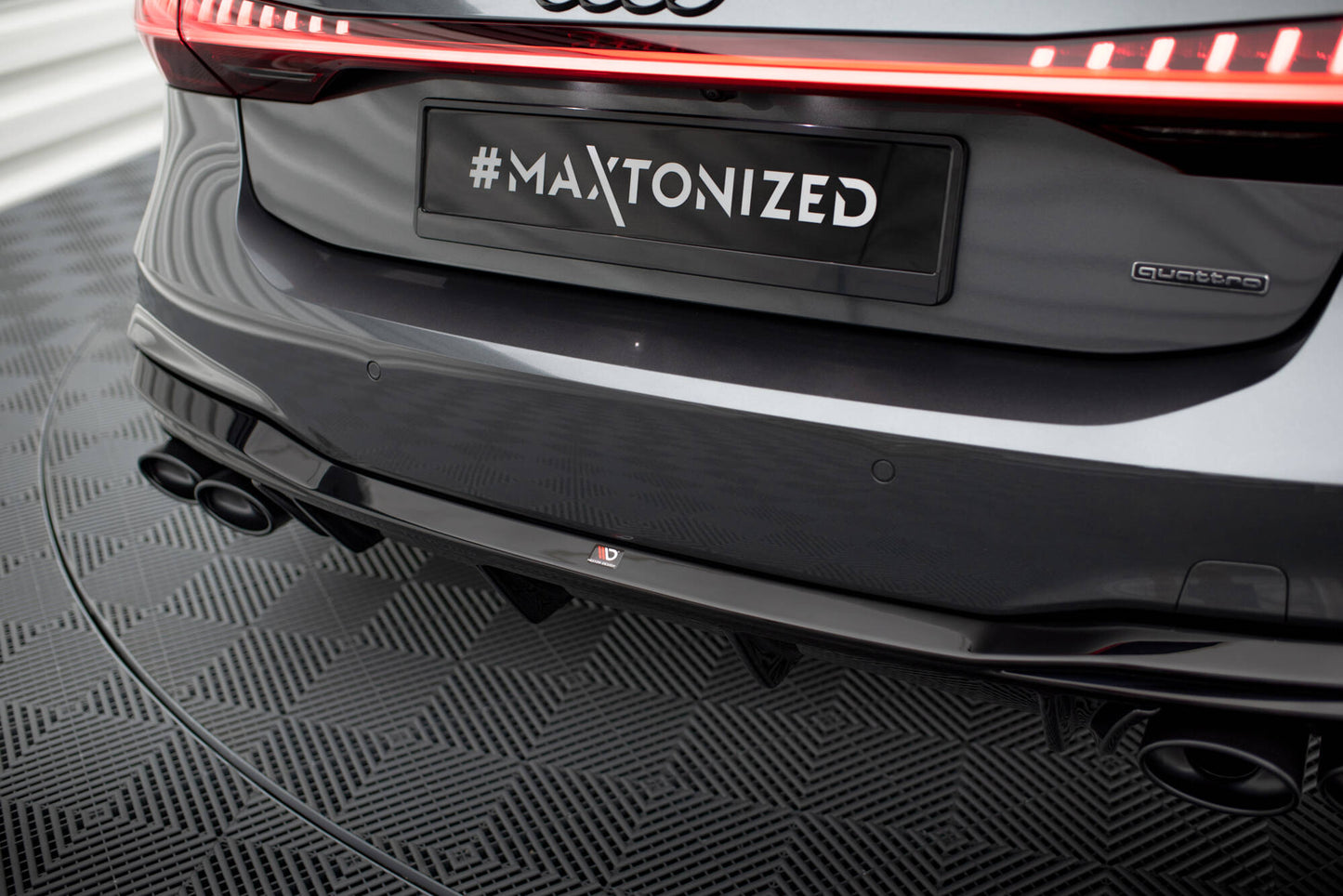 Diffusor Heck Ansatz + Endrohre für Audi A7 S-Line C8 / S7 C8 / C8 Facelift / S7 Facelift