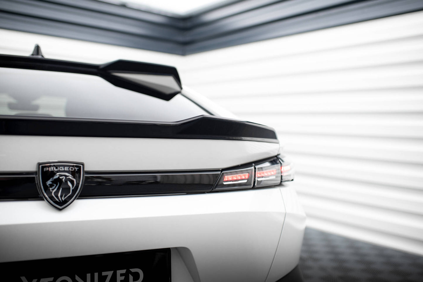 Niedriger Spoiler CAP 3D für Peugeot 408 Mk1 schwarz Hochglanz