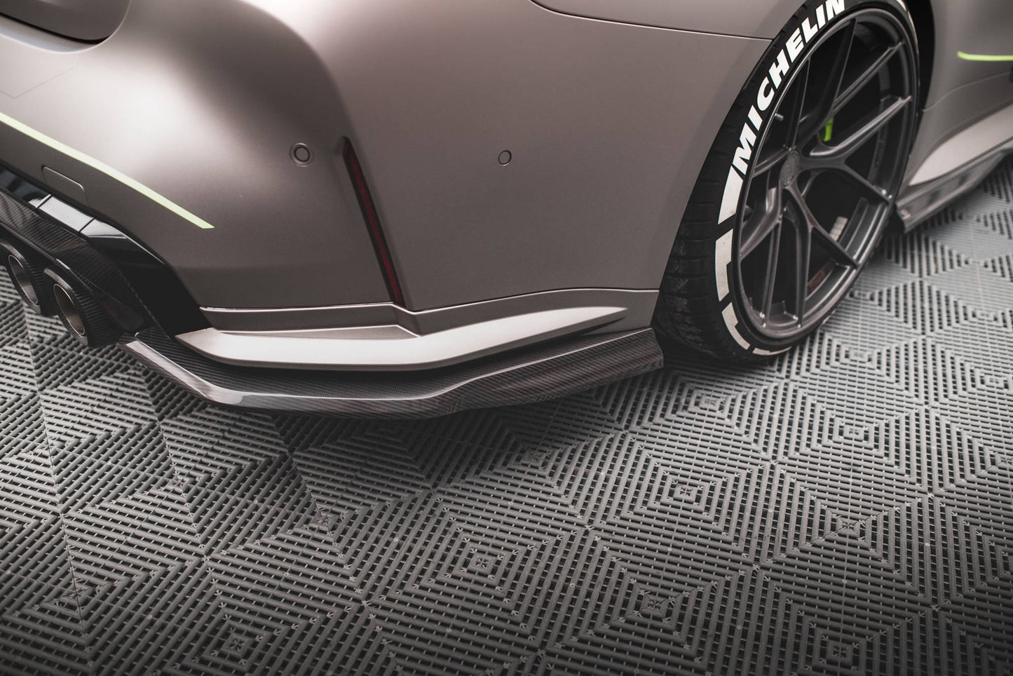 Prepreg Carbon Fiber Heck Ansatz Flaps Diffusor für BMW M4 G82 / G82 Facelift