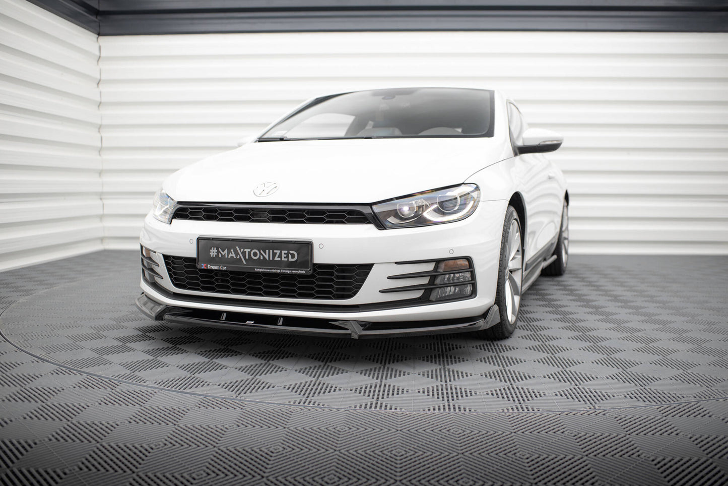 Front Ansatz V.2 für VW Scirocco Mk3 Facelift schwarz Hochglanz