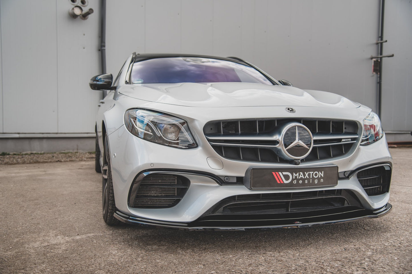 Front Ansatz V.2 für Mercedes-Benz E63 AMG Kombi/Limousine S213/W213 schwarz Hochglanz