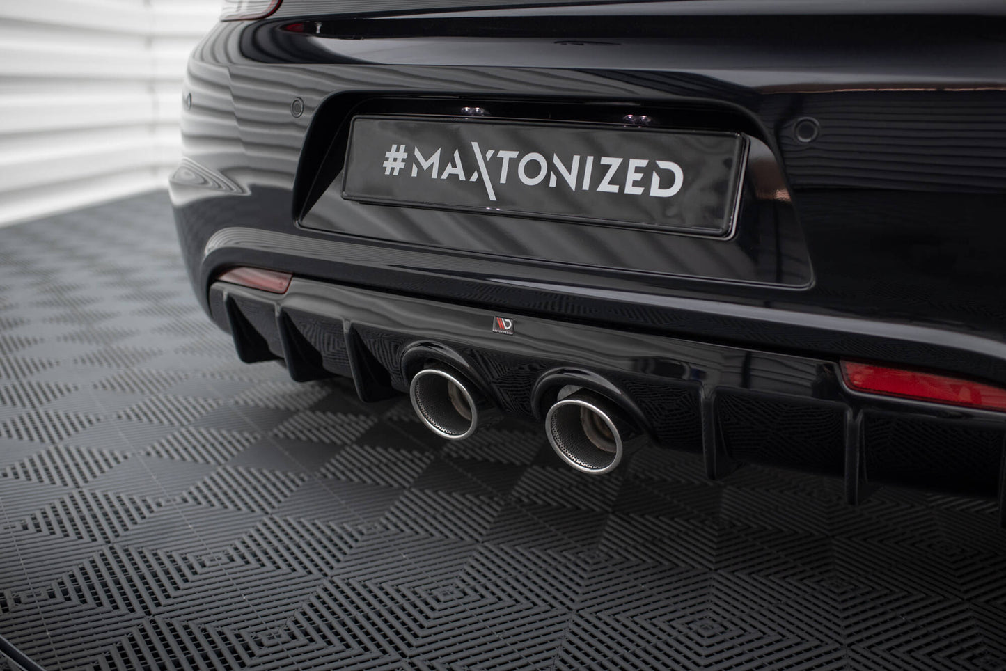 Diffusor Heck Ansatz V.3 für VW Scirocco R Mk3 schwarz Hochglanz