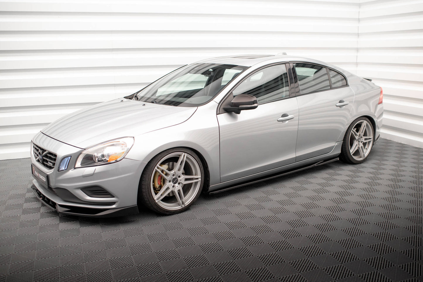Seitenschweller Ansatz für Volvo S60 R-Design Mk2 schwarz Hochglanz