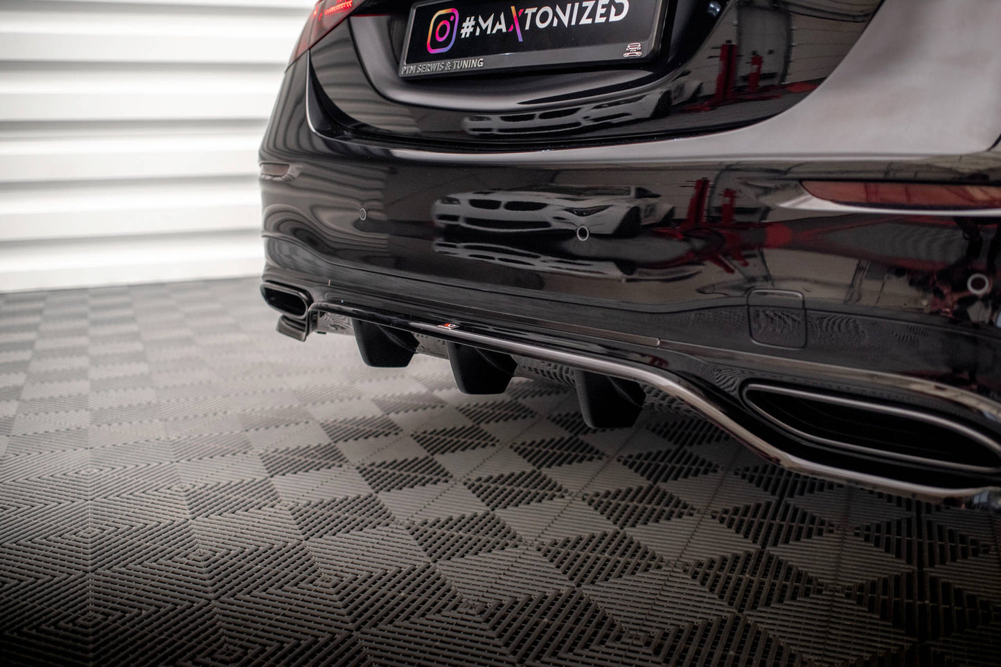 Mittlerer Cup Diffusor DTM Look Heck Ansatz für Mercedes-Benz S AMG-Line W223 schwarz Hochglanz