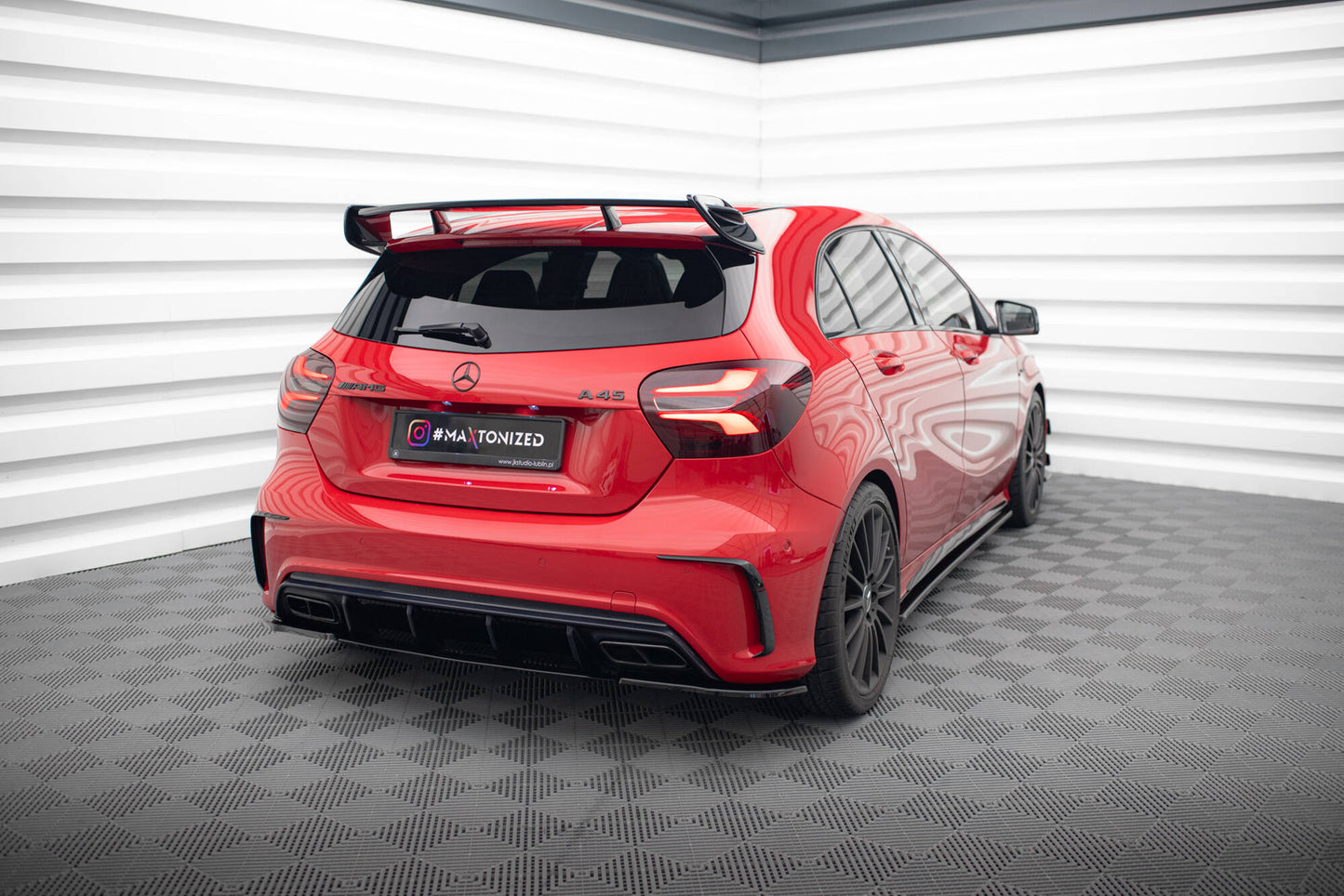 Spoiler Seiten Erweiterung Mercedes A W176 AMG Facelift schwarz Hochglanz