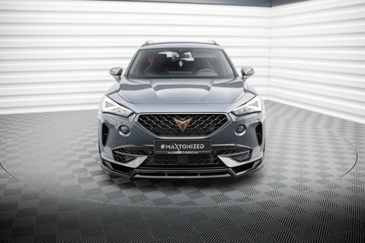 Front Ansatz V.4 für Cupra Formentor Mk1 schwarz Hochglanz
