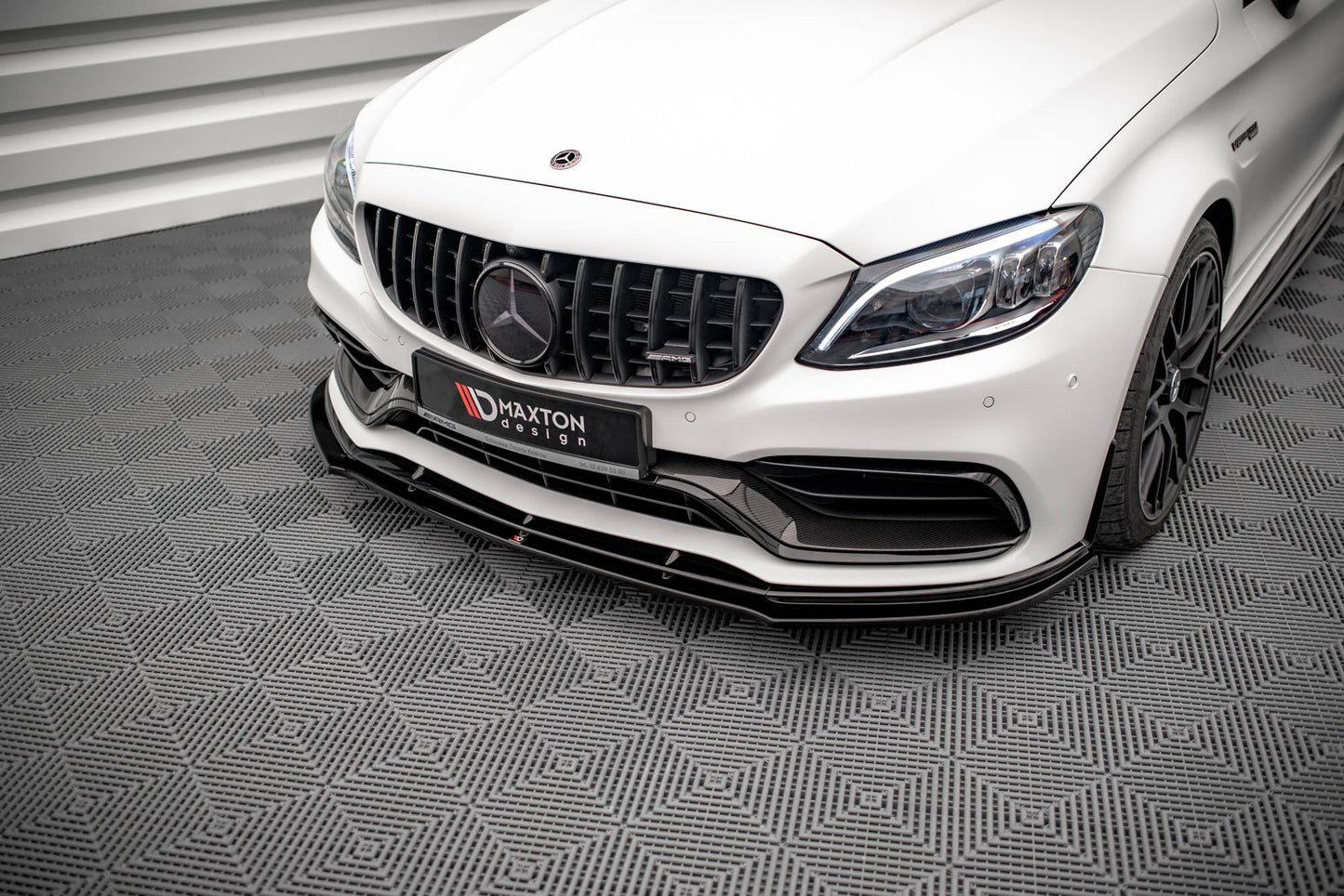 Front Ansatz V.1 für Mercedes-AMG C63 Coupe AMG Aero Pack C205 Facelift schwarz Hochglanz