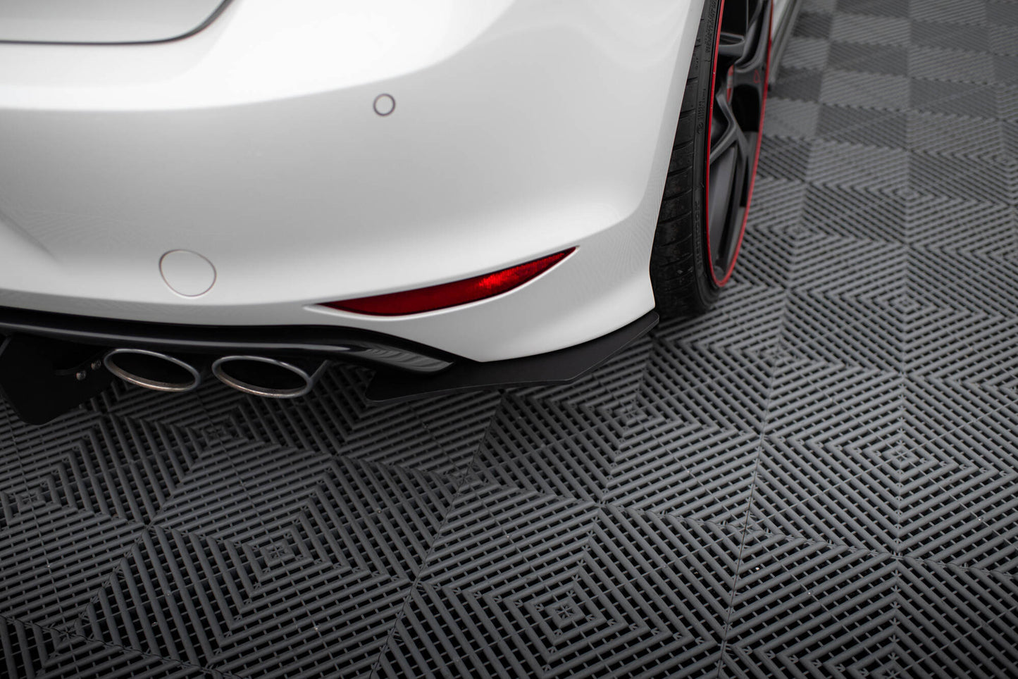 VW GOLF 7 R HATCHBACK Diffusor Heck Ansatz für Heckschürze für & Heck Ansatz Flaps Diffusor für