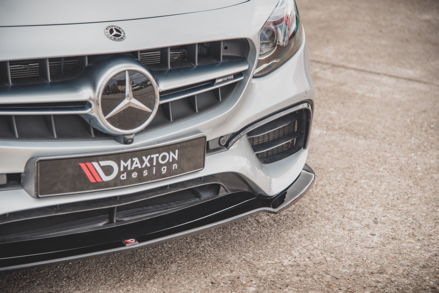 Front Ansatz V.1 für Mercedes-Benz E63 AMG Kombi/Limousine S213/W213 schwarz Hochglanz