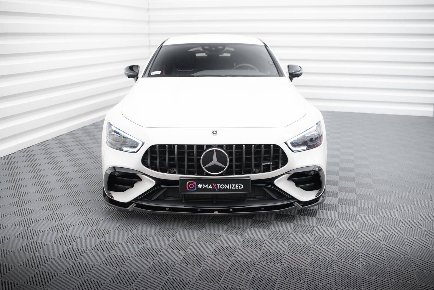Front Ansatz V.2 für Mercedes-AMG GT 43 4 Door Coupe V8 Styling Package schwarz Hochglanz