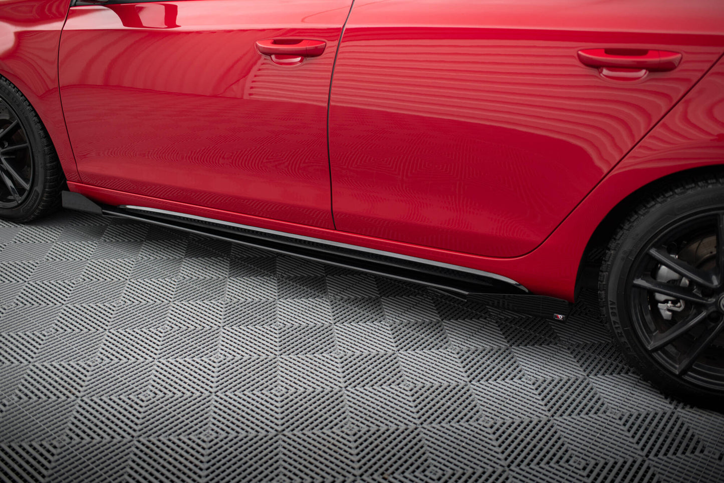 Robuste Racing Seitenschweller Ansatz für für + Flaps Volkswagen Golf GTI Mk6 schwarz Hochglanz