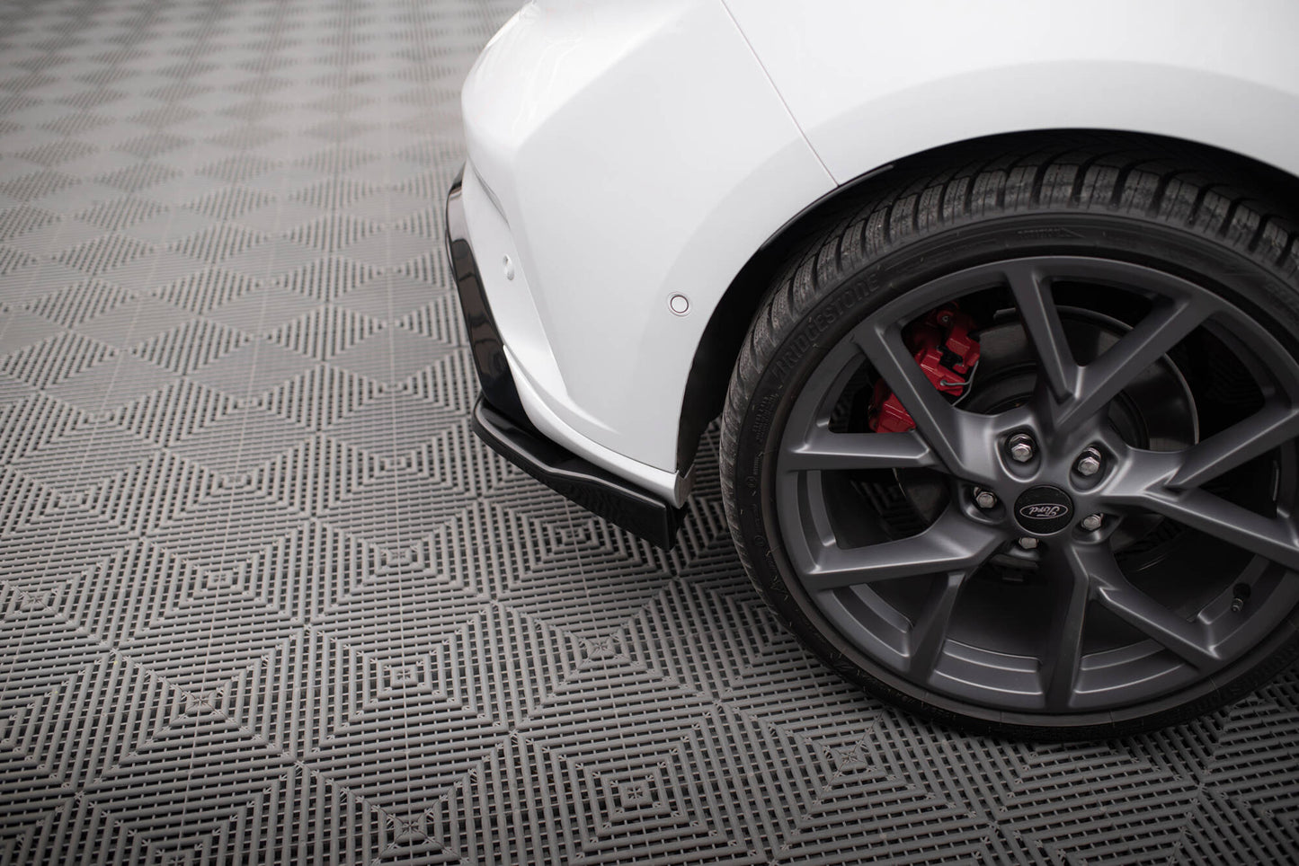 Heck Ansatz Flaps Diffusor V.3 für (Für heckansatz v.2) Ford Focus Hatchback ST Mk4 schwarz Hochglanz