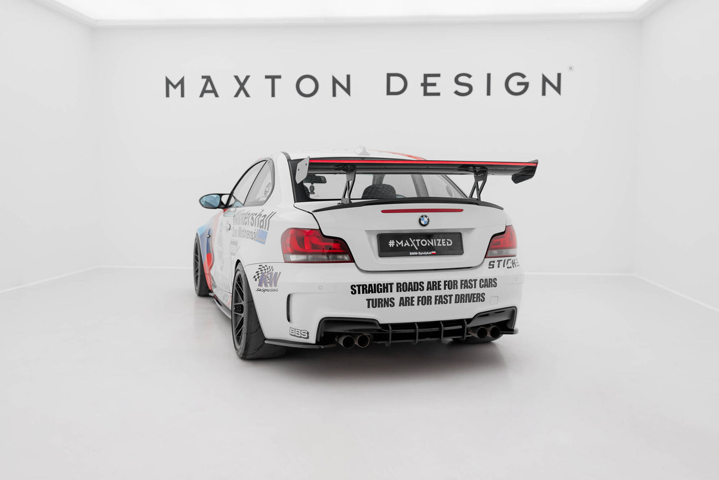 Carbon Spoiler With Internal Brackets Uprights V.1 + LED BMW 1er M E82