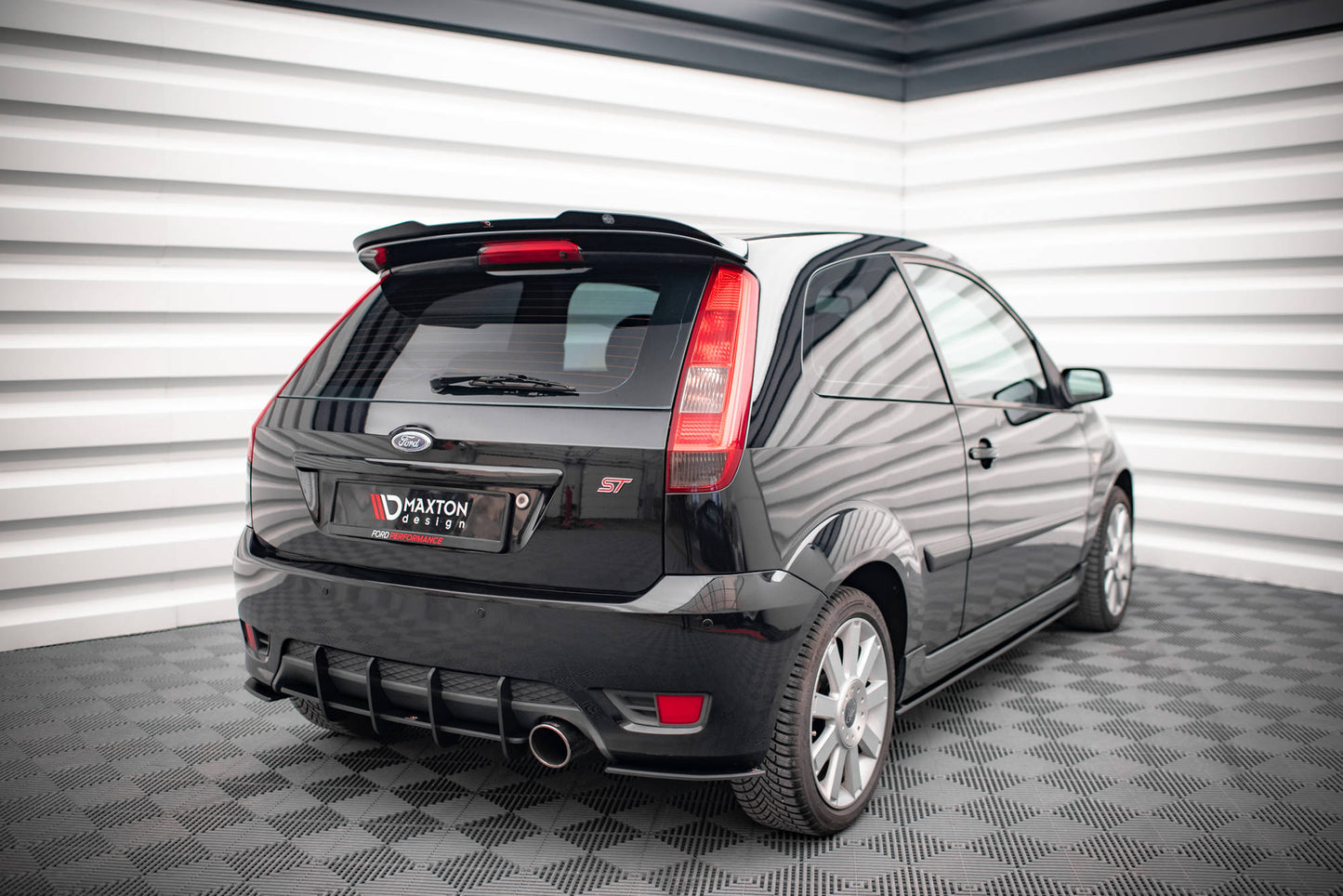 Spoiler CAP V.2 für Ford Fiesta ST Mk6 Carbon Look