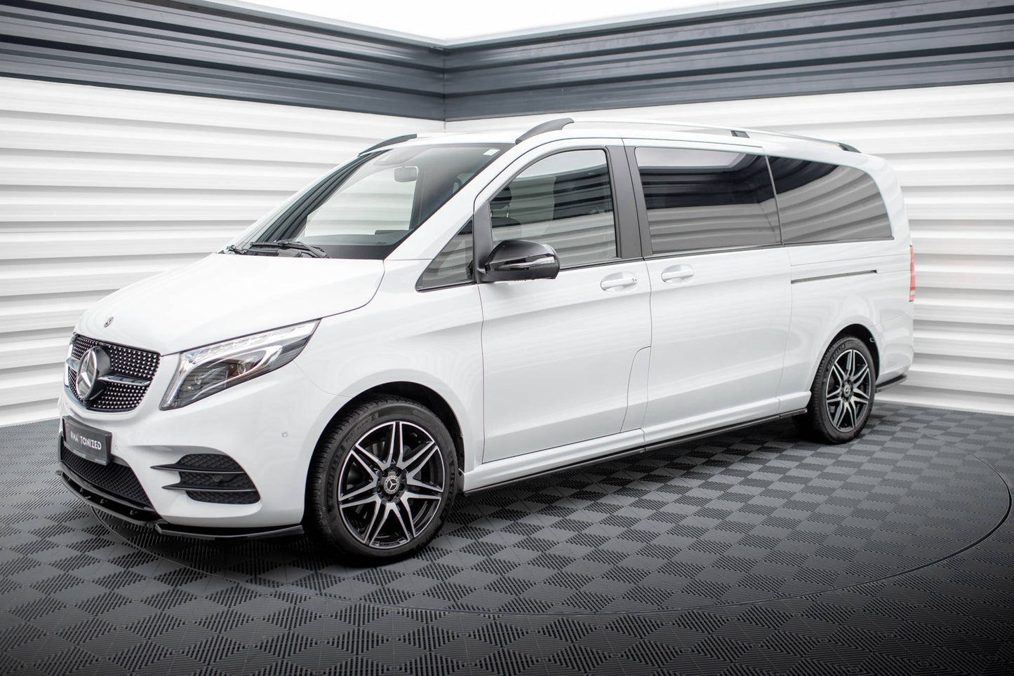 Seitenschweller Ansatz für V.1 für Mercedes-Benz V-Klasse Extra Long AMG-Line W447 schwarz Hochglanz