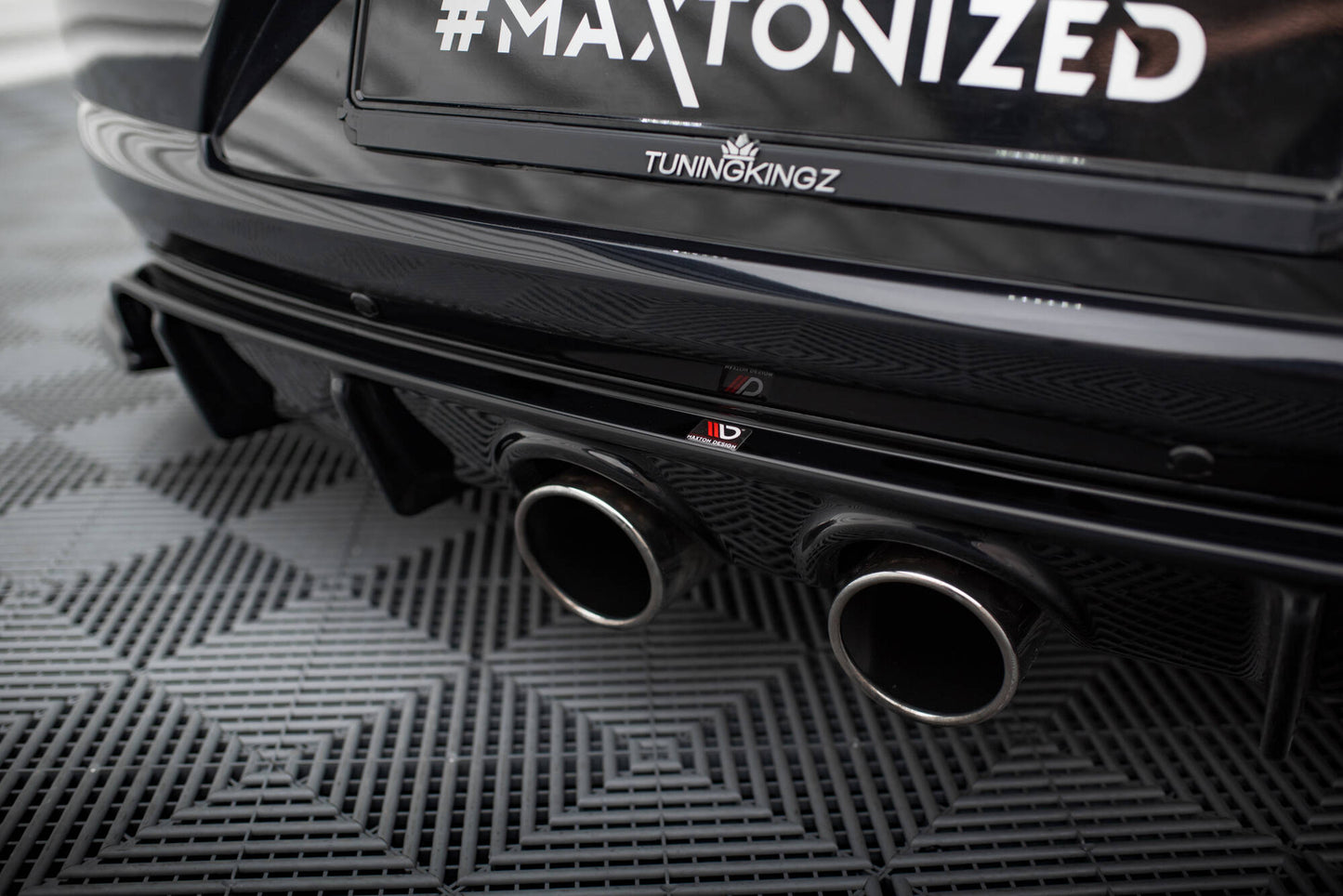 Diffusor Heck Ansatz V.2 für VW Scirocco Mk3 (R32 Auspuff) schwarz Hochglanz