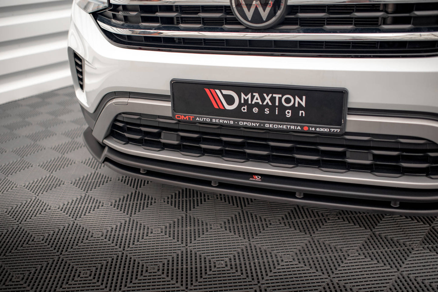 Front Ansatz V.2 für VW Atlas Cross Sport schwarz Hochglanz