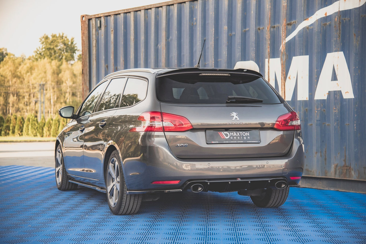 Diffusor Heck Ansatz + Endrohre für Peugeot 308 SW Mk2