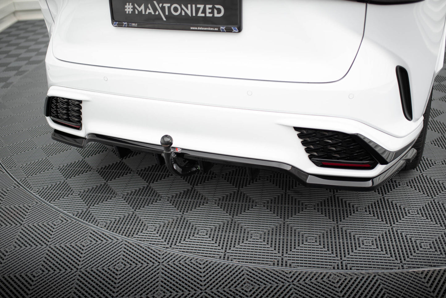 Mittlerer Cup Diffusor DTM Look Heck Ansatz für Lexus RX F-Sport Mk5 schwarz Hochglanz