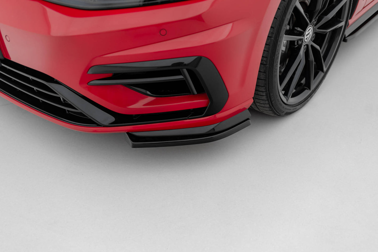 Front Ansatz für VW Golf R / R-Line Mk7 Facelift schwarz Hochglanz