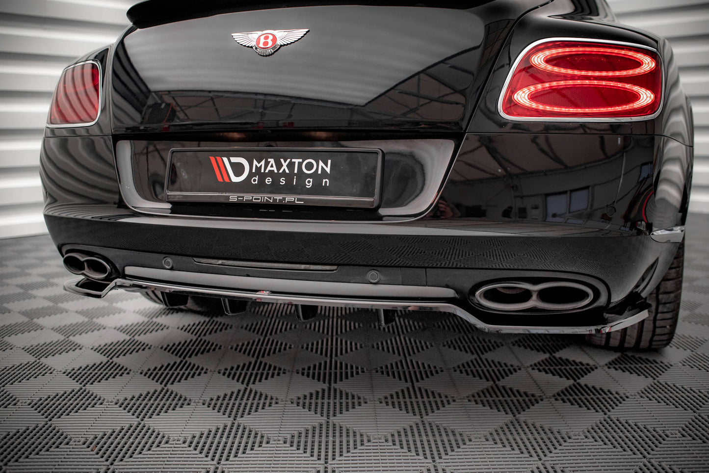 Mittlerer Cup Diffusor DTM Look Heck Ansatz für Bentley Continental GT V8 S Mk2 schwarz Hochglanz