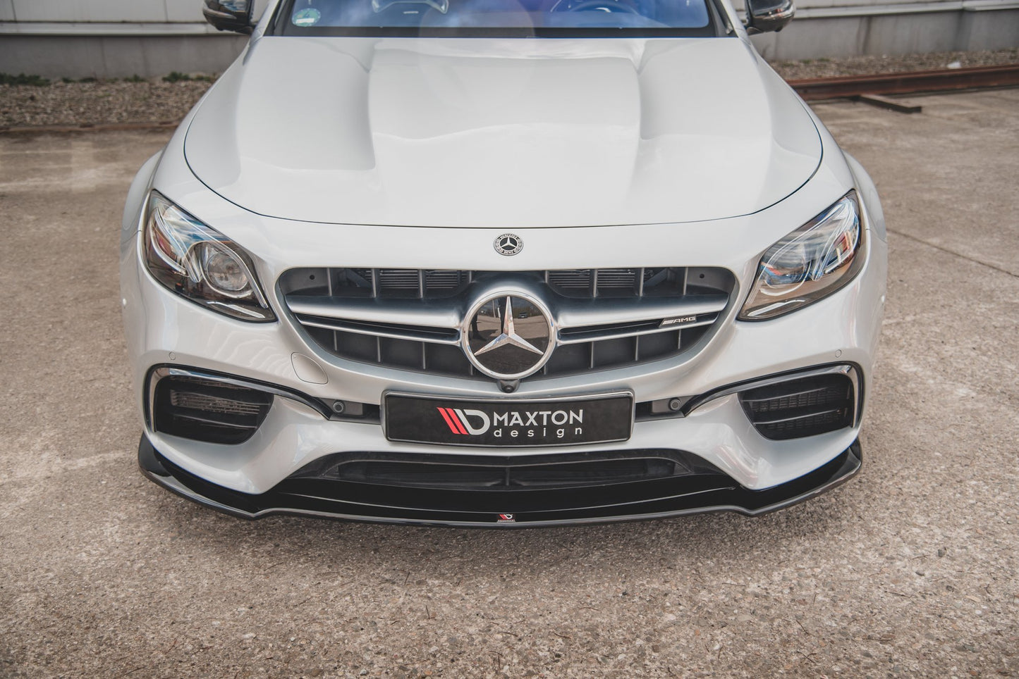 Front Ansatz V.1 für Mercedes-Benz E63 AMG Kombi/Limousine S213/W213 schwarz Hochglanz