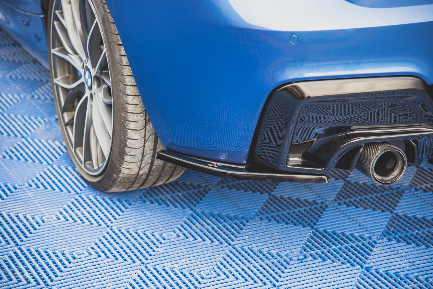 Heck Ansatz Flaps Diffusor V.2 für (Für heckansatz v.1) BMW M135i F20 schwarz Hochglanz