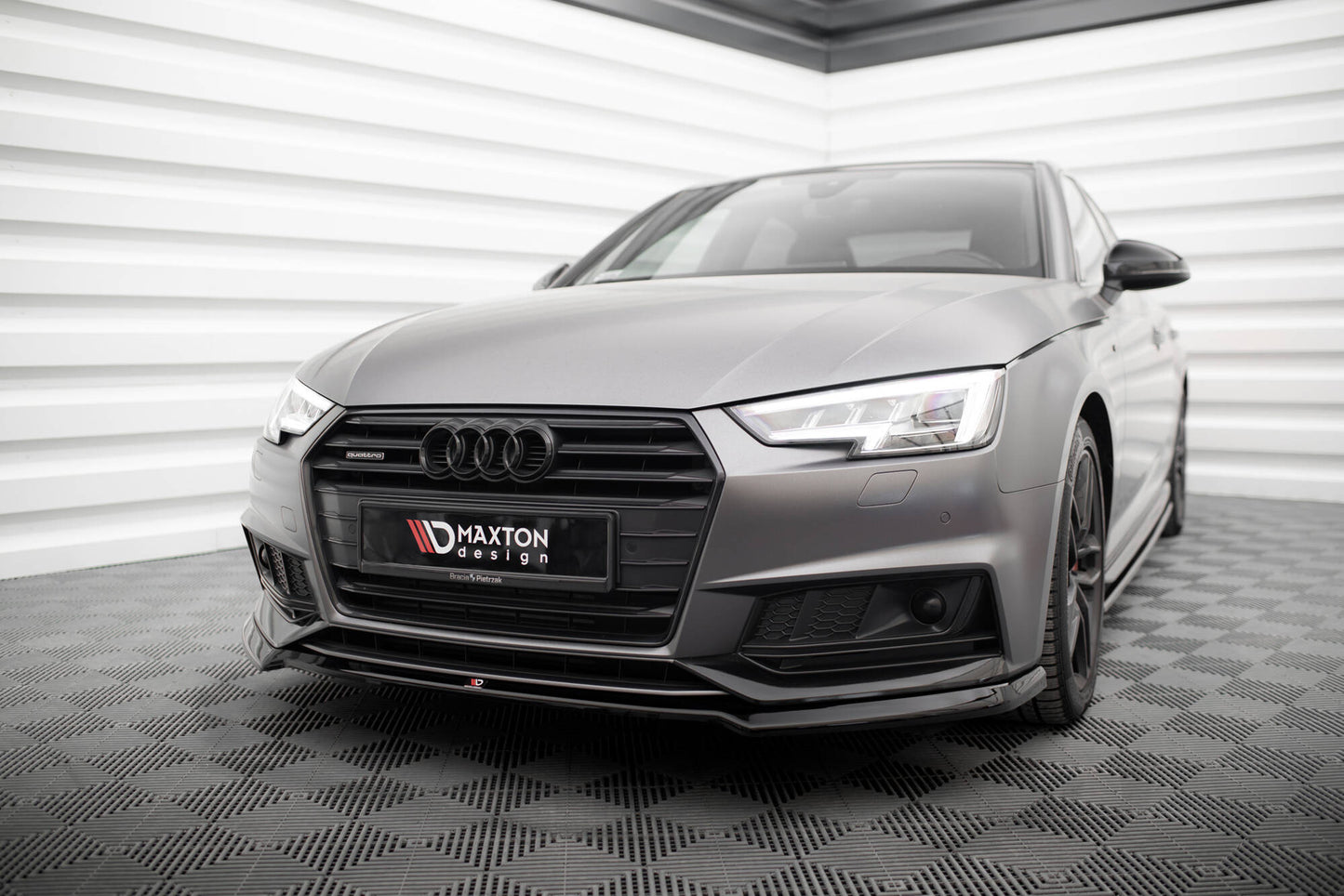 Front Ansatz V.4 für Audi S4 / A4 S-Line B9 schwarz Hochglanz