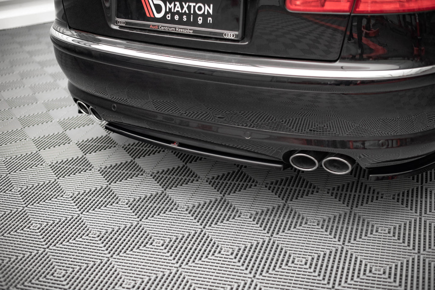 Heckansatz Audi S8 D3 schwarz Hochglanz