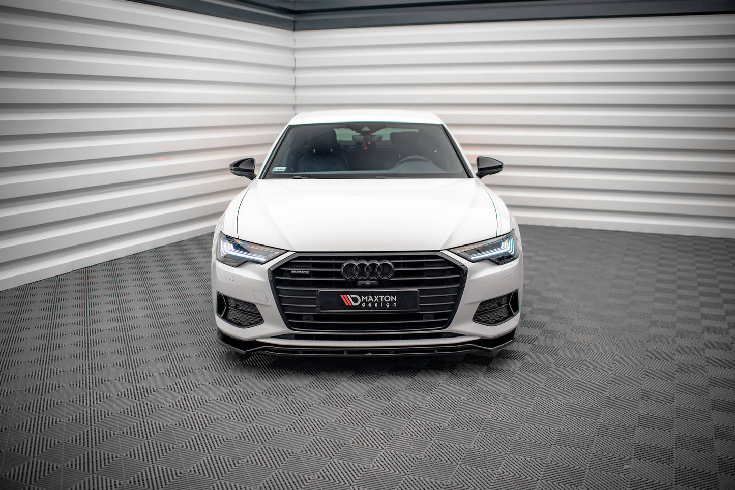 Front Ansatz V.3 für Audi A6 C8 schwarz Hochglanz