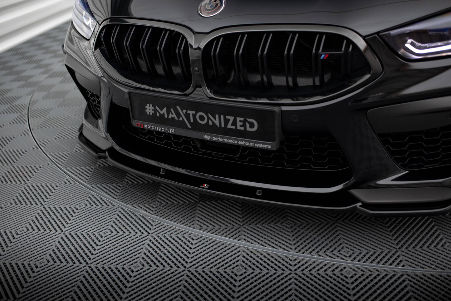Front Ansatz V.1 + Flaps für BMW M8 Gran Coupe F93 / Coupe F92